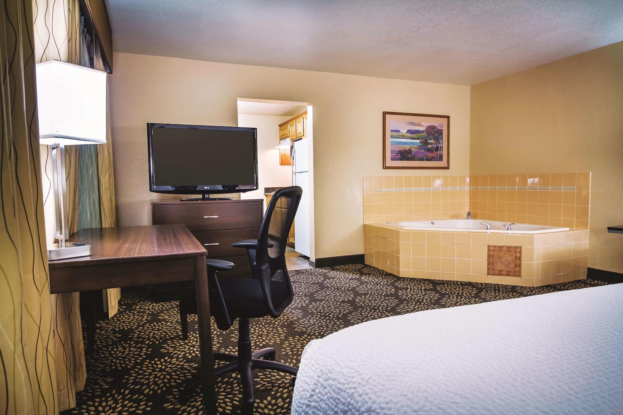 La Quinta By Wyndham Las Vegas Redrock/Summerlin Exterior photo