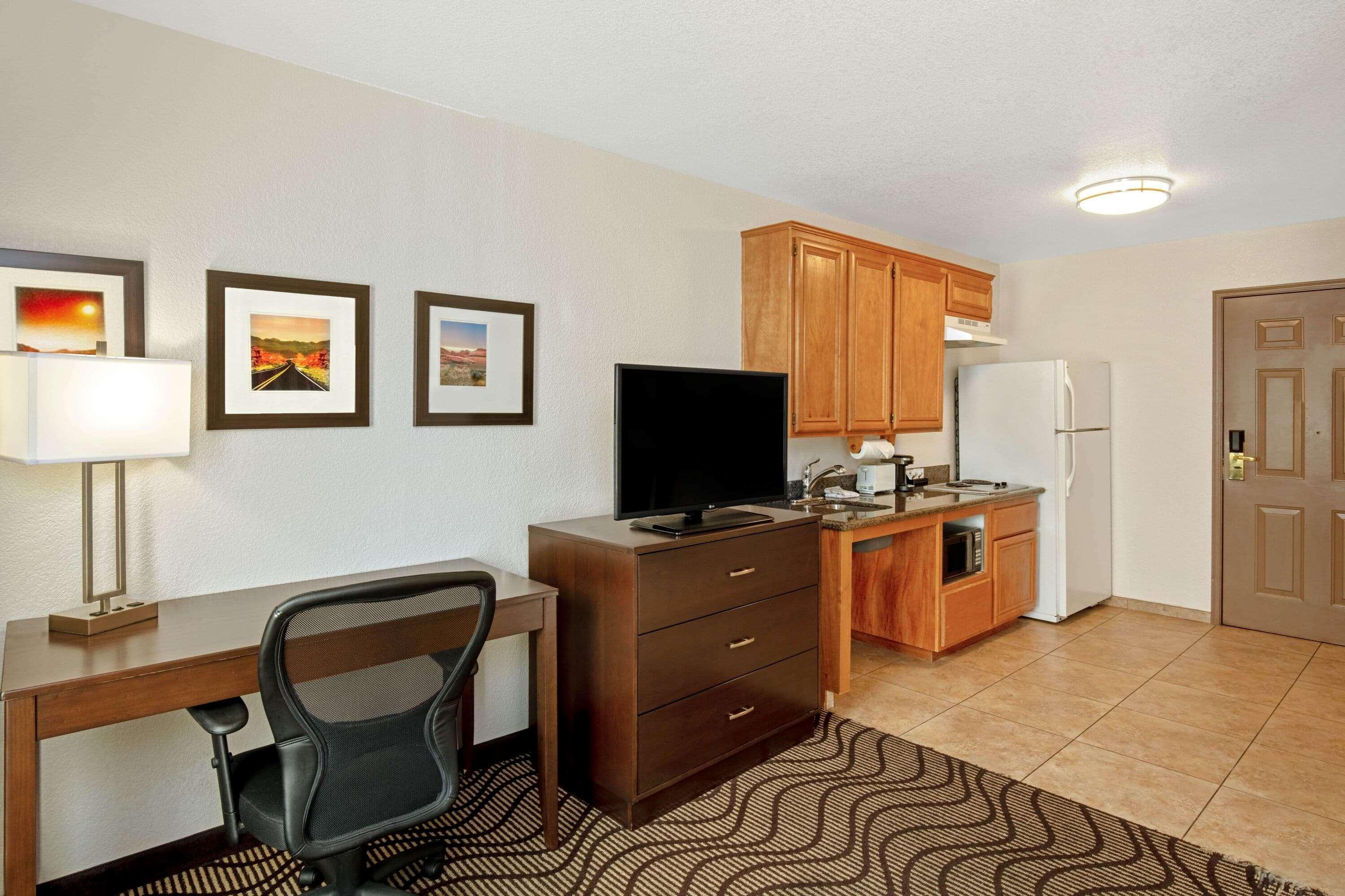 La Quinta By Wyndham Las Vegas Redrock/Summerlin Exterior photo