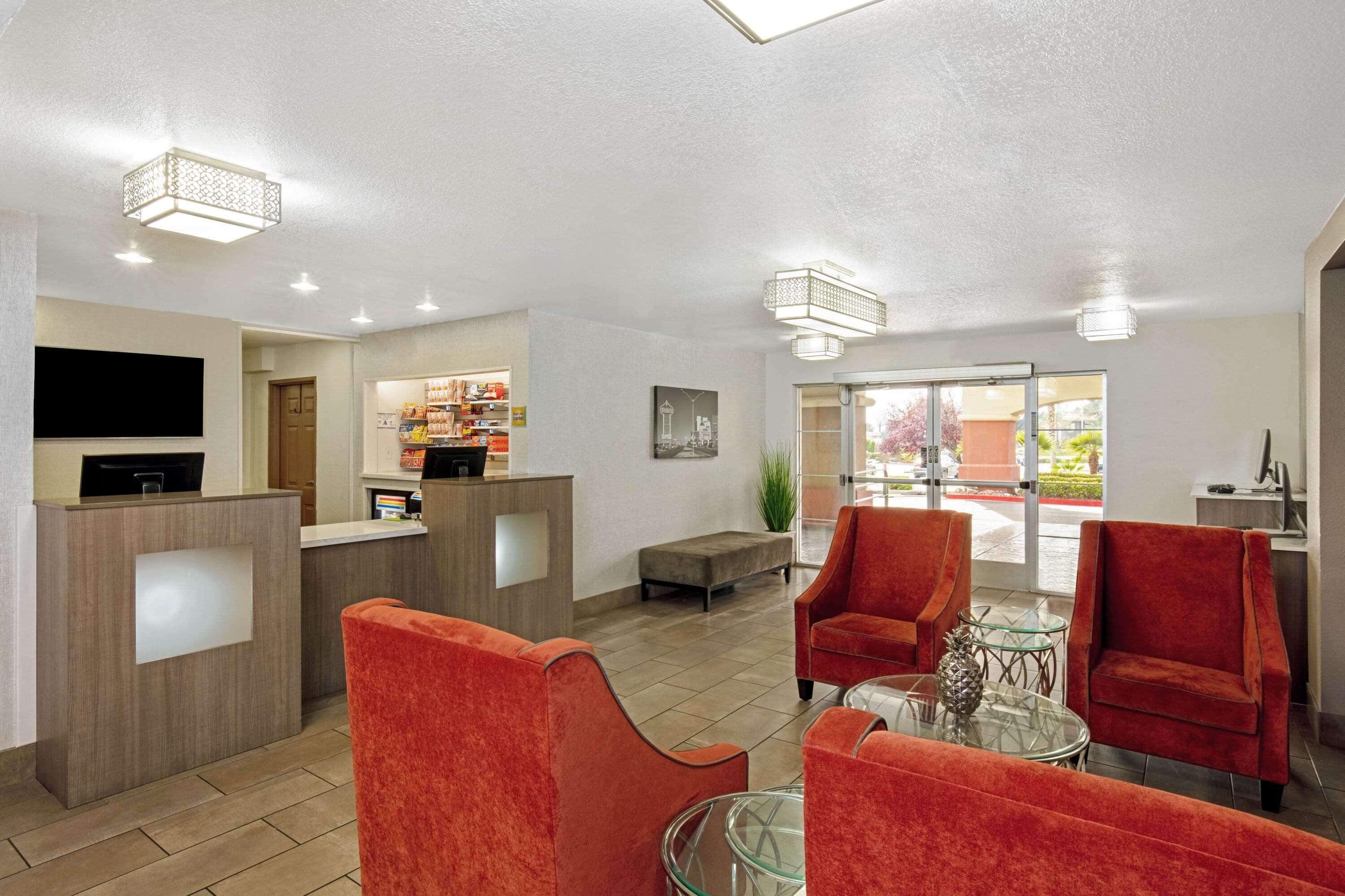 La Quinta By Wyndham Las Vegas Redrock/Summerlin Exterior photo